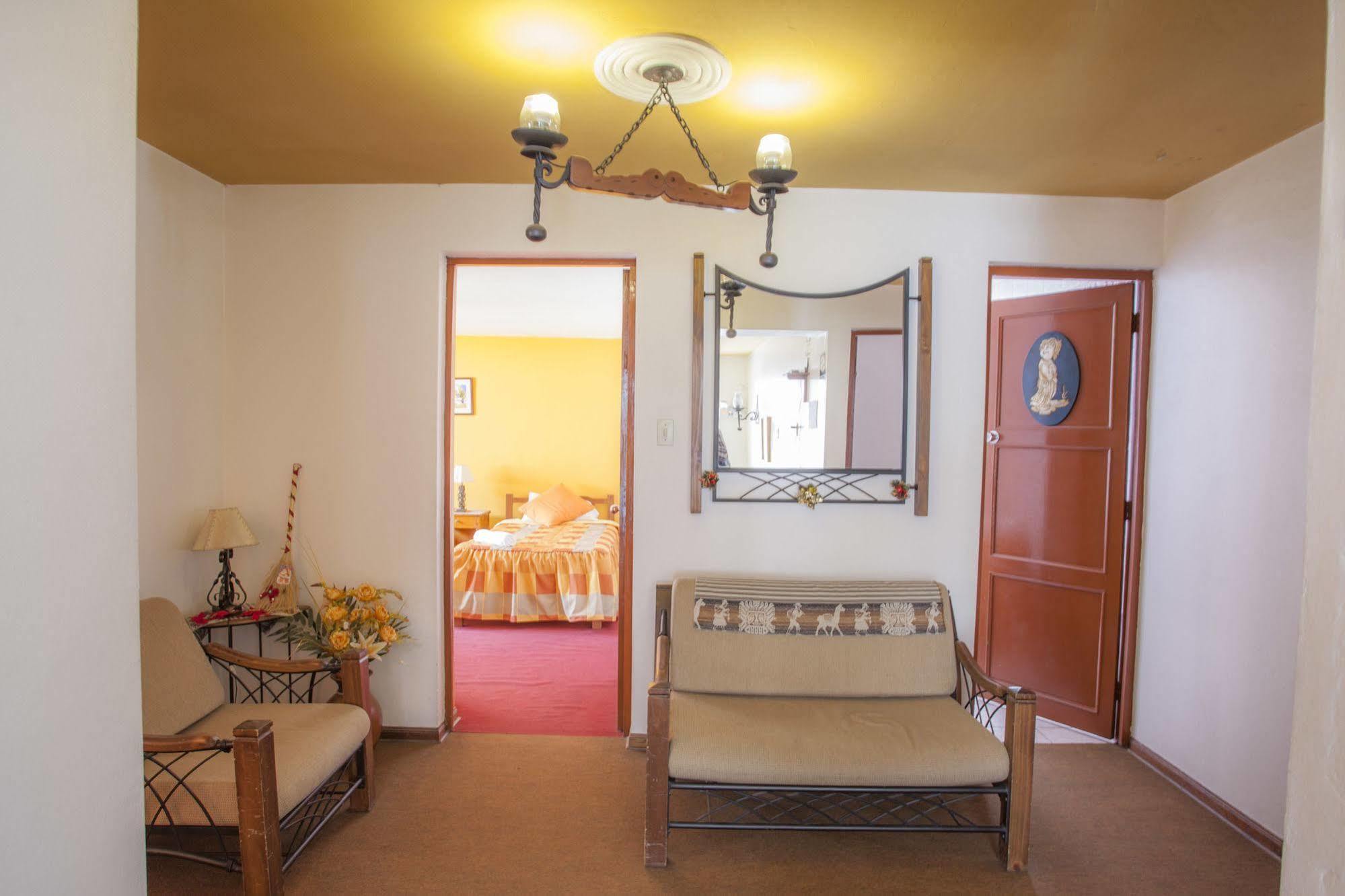 Bed and Breakfast Alojamiento Soledad Huaraz  Exterior foto